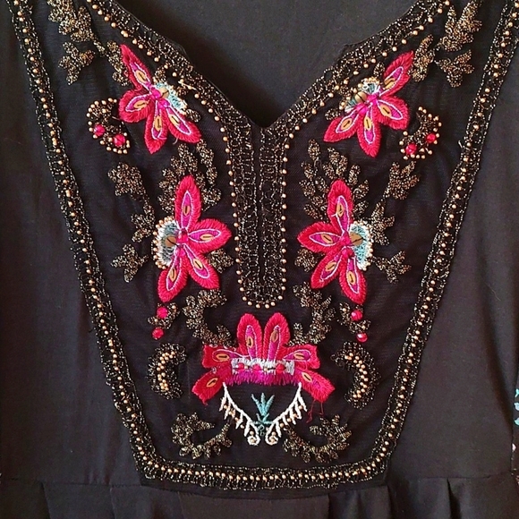 XL NWOT EMBROIDERED BLACK TUNIC QUILT DRESS from DENIM 27/7. - Picture 3 of 8